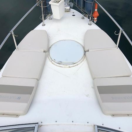 Superbe Bateau « Le Nanylia » Hotel บูโลญ-ซูร์-แมร์ ภายนอก รูปภาพ