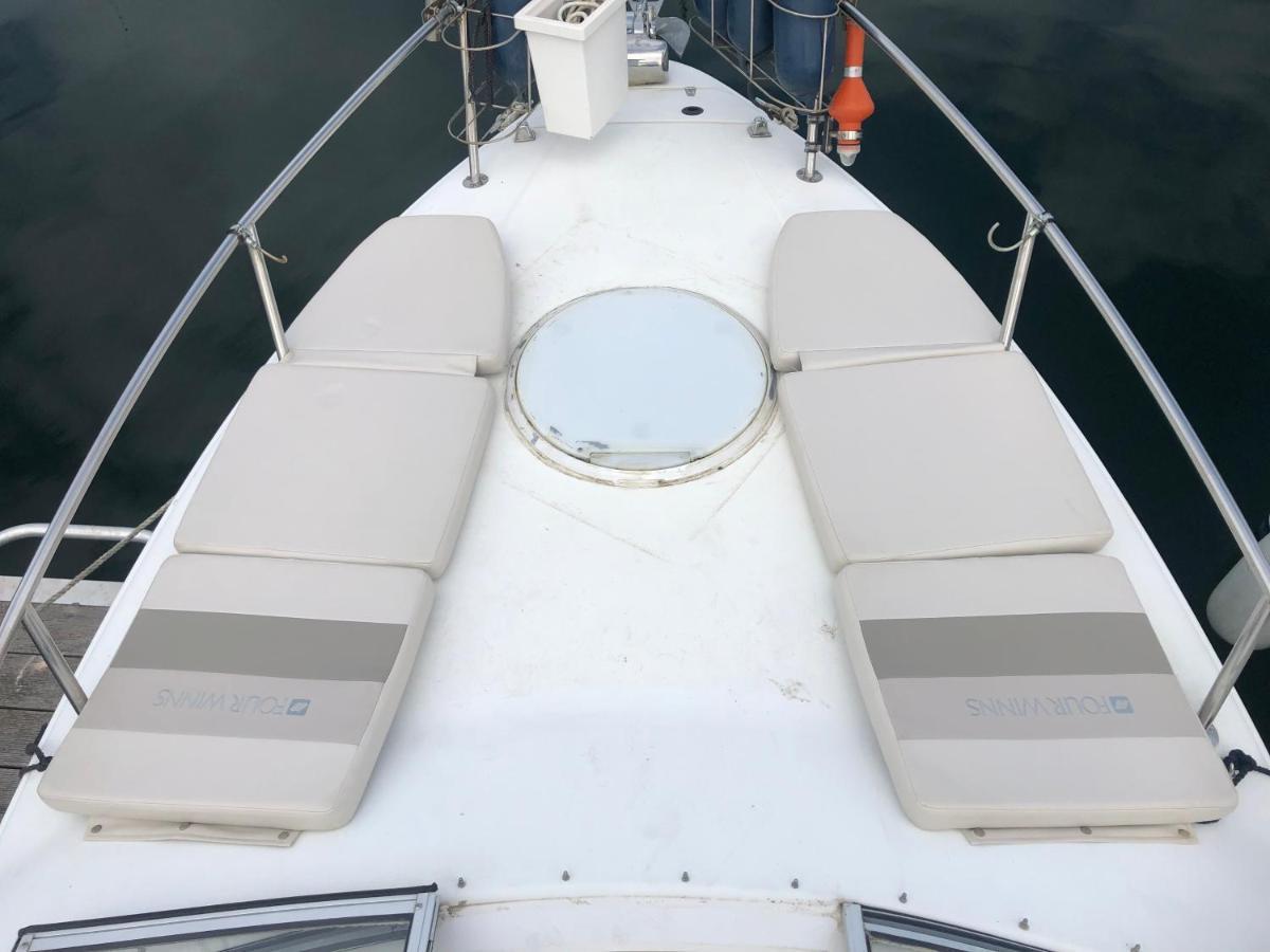 Superbe Bateau « Le Nanylia » Hotel บูโลญ-ซูร์-แมร์ ภายนอก รูปภาพ